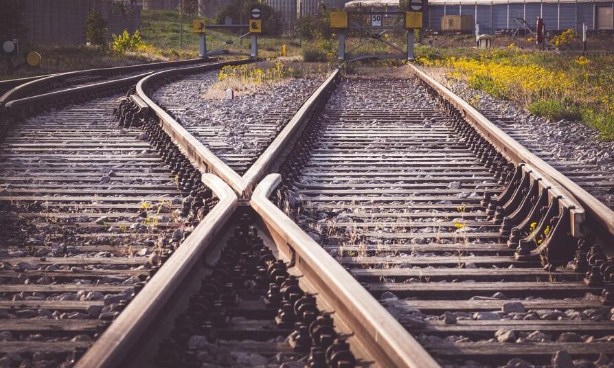 Železničné výhybky a ich špecifikácia