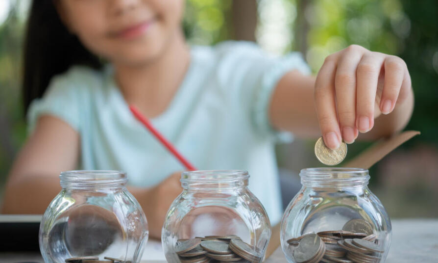 Prečo by ste svojim deťom mali založiť detský účet