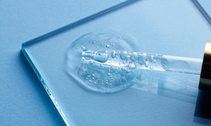 Hyalurónové nite: Revolučná cesta k mladistvej pleti