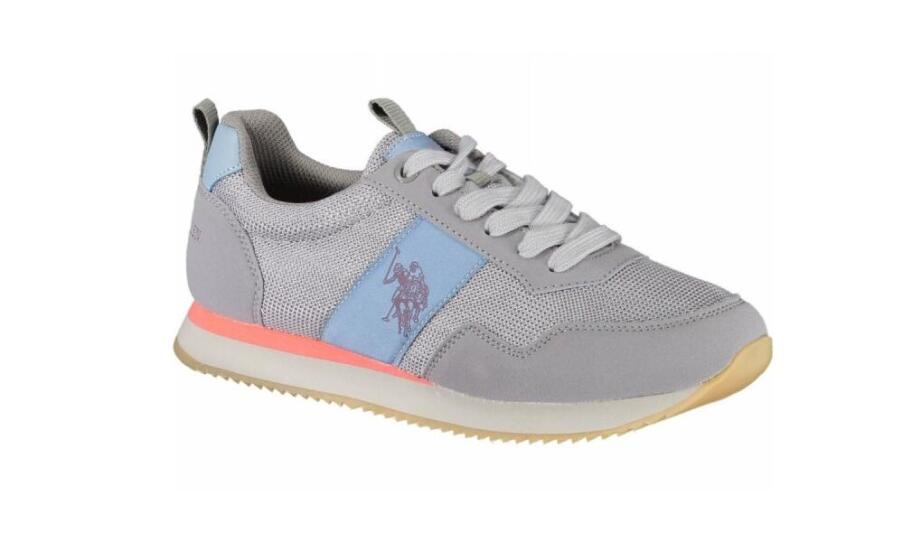 Dámska vychádzková obuv: spojenie pohodlia a štýlu pre moderné ženy