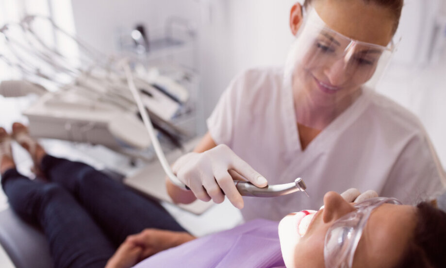 Prečo je dentálna hygiena nevyhnutnou súčasťou starostlivosti o zuby?