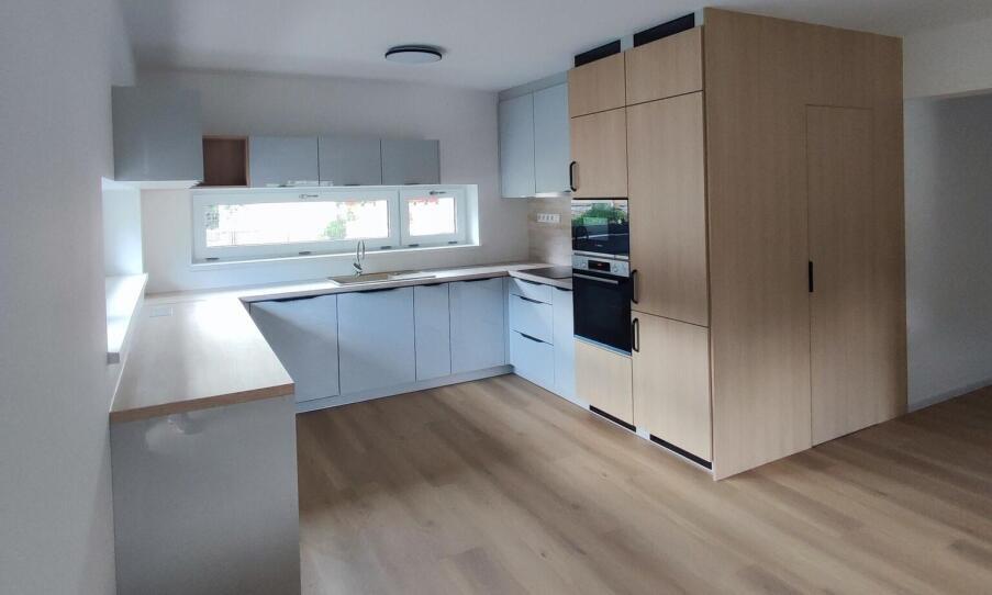 Kuchynská linka na mieru: ako získať priestor, ktorý vám dokonale sadne