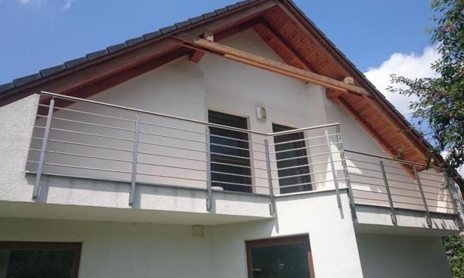 Ako sa správne starať o zábradlia a brány v exteriéri