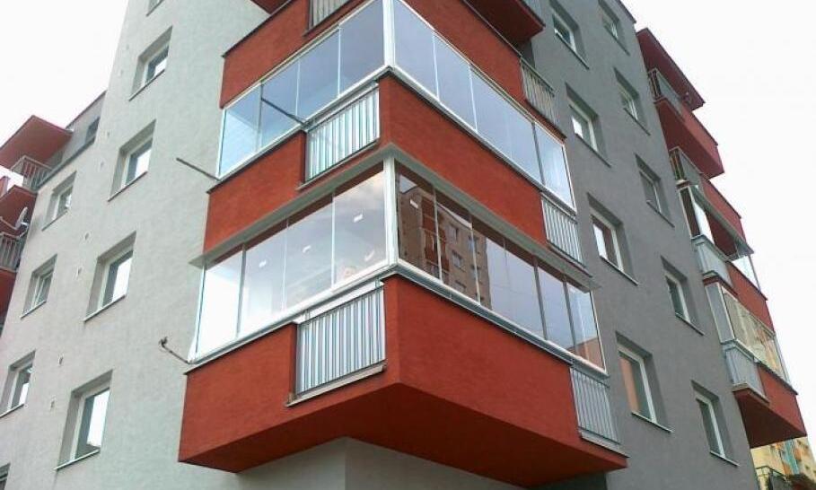 Zasklenie lodžie ako praktické riešenie pre každý byt