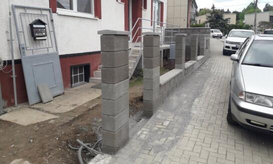 Spoľahlivá realizácia oplotení pre každú nehnuteľnosť