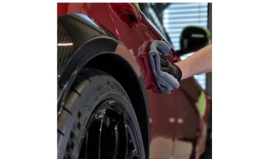 Autofólie ako praktické a moderné riešenie pre vaše auto