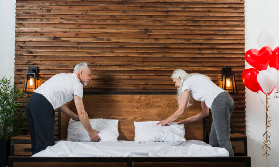 Vhodné ubytovanie pre seniorov – ako si vybrať, ak cestujete na hory či za poznávaním slovenských miest?