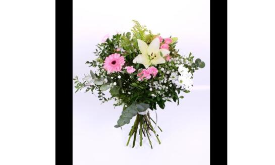 Rozvoz kvetov v Prievidzi – emócia doručená až k dverám