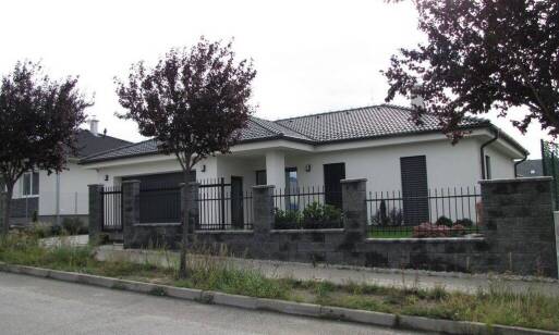 Stavba domu na kľúč: prečo sa oplatí zveriť bývanie profesionálom