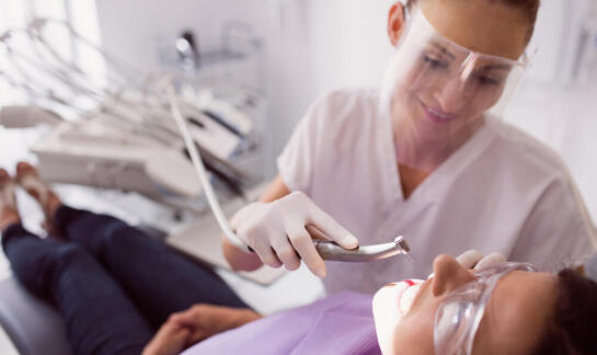 Prečo je dentálna hygiena nevyhnutnou súčasťou starostlivosti o zuby?