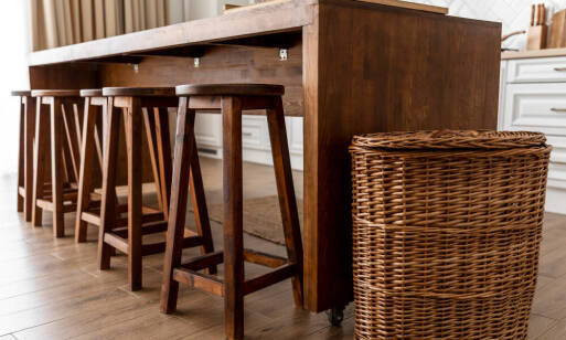 Nábytok z masívu: prečo je poctivé drevo investíciou do budúcnosti