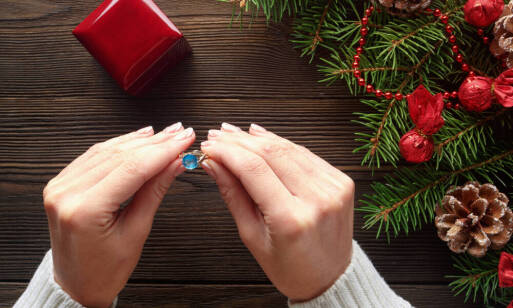 Vianočné šperky ako darček plný elegancie a trblietania