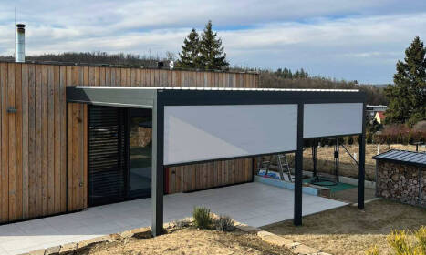 Hliníková pergola a jej význam pri tvorbe komfortného a moderného exteriéru