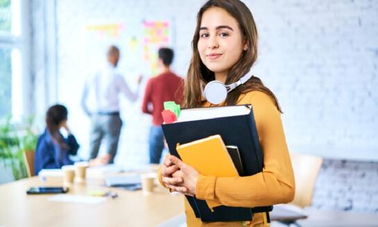 Príprava na maturitu v jazykovej škole zvyšuje šance na úspech a odbúrava stres