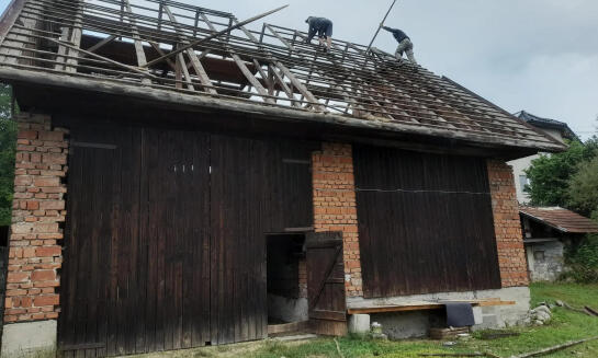 Rozoberanie starých domov ako efektívna forma búracích prác