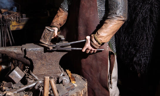 Umelecké kováčstvo a jeho výrobky pre štýlový interiér a exteriér