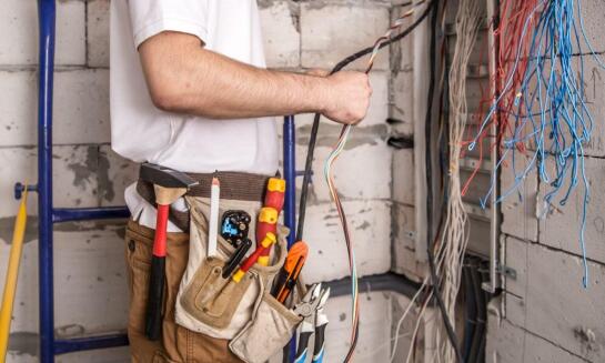 Revízny technik: prečo je jeho práca dôležitejšia, než si myslíte