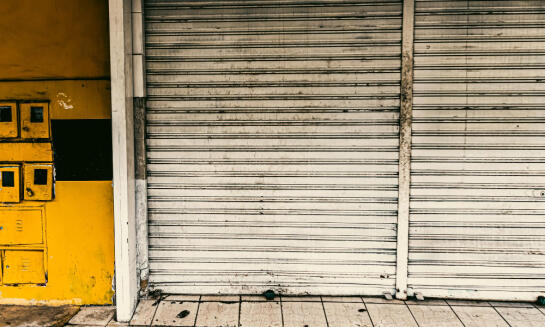 Brána do kopca ako funkčné riešenie pre náročný terén