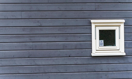 Drevený obklad na dome ako nadčasový prvok fasády