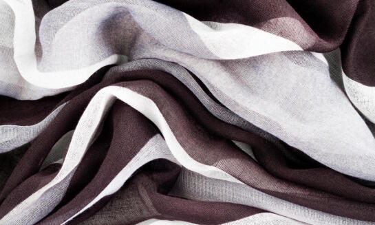 Ako vybrať odolný exteriérový textil: Akrylová látka na terasu a jej výhody