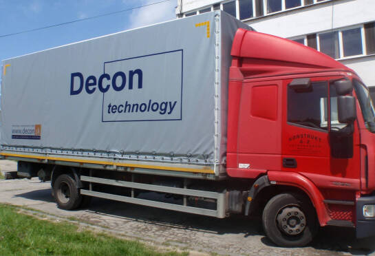 Autoplachty na mieru: ochrana, ktorá sa prispôsobí nákladu aj vozidlu