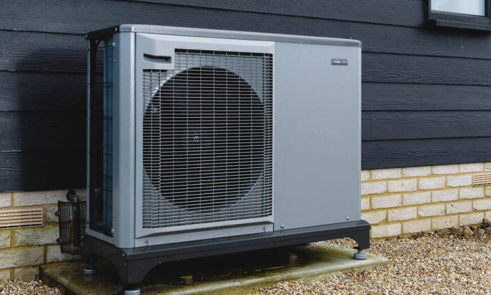 Hybridné vykurovanie – účinná zbraň proti vysokým účtom za energie