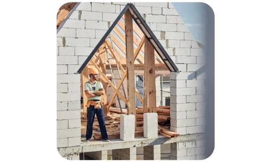 Realizácia hrubej stavby ako základ výstavby v Trnave