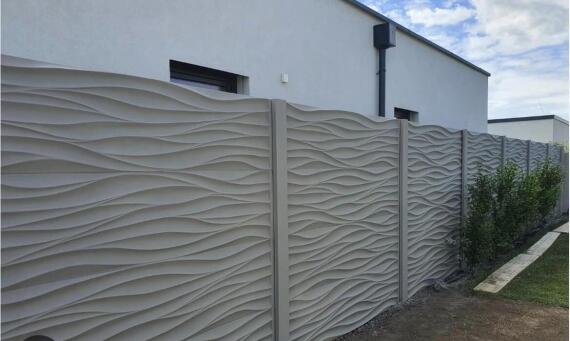 Betónové ploty vyrobené na mieru - prečo sa oplatí zvoliť riešenie priamo od výrobcu?