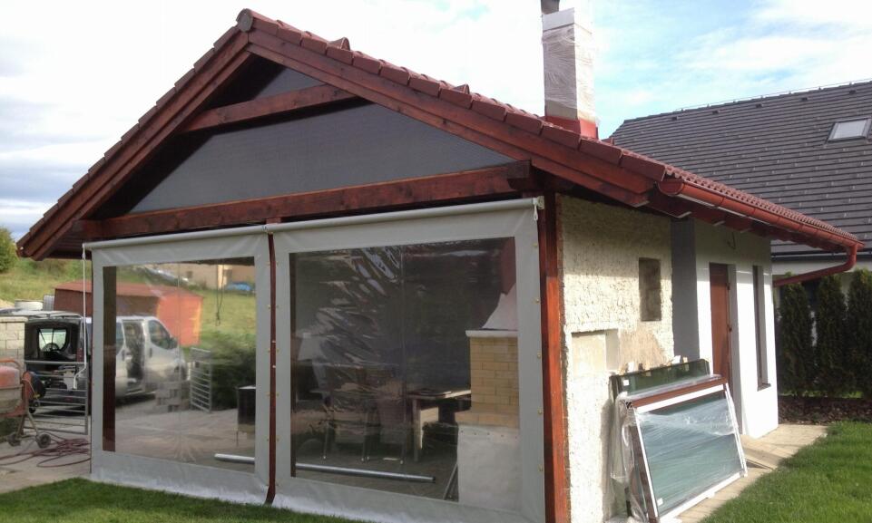 Plachty na altánok – aké je ich využitie?
