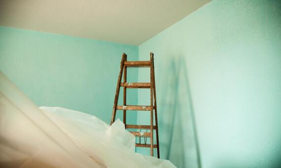 Maliarske práce: prečo sa oplatí zveriť ich profesionálom