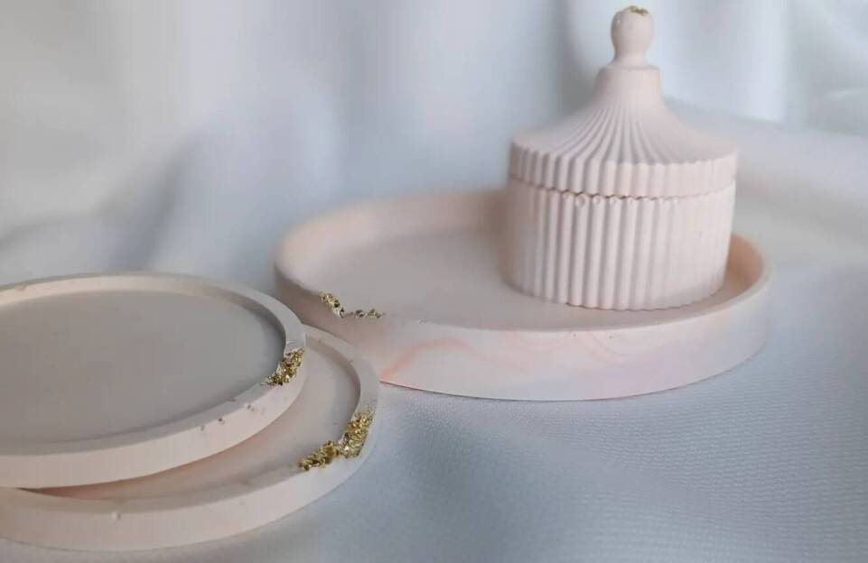 5 dôvodov, prečo vsadiť na minimalistické dekorácie do vašej obývačky