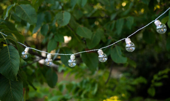 Aké záhradné svietidlá sú v súčasnosti IN?