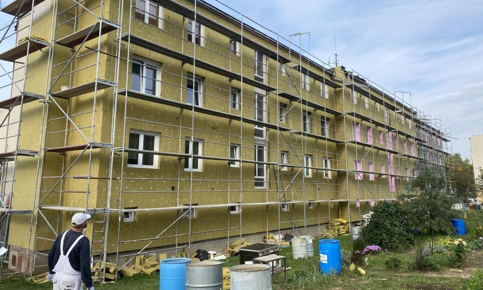 Cena za zateplenie domu: čo všetko ju ovplyvňuje a aké výhody prináša