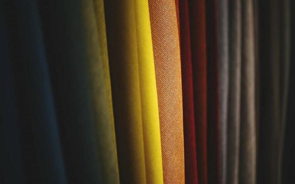 Blackout na závesy je odpoveďou na váš zlý spánok