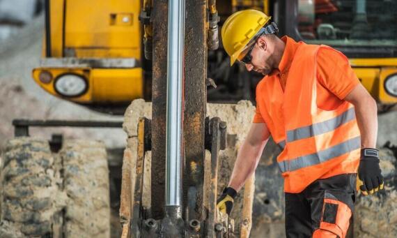 Demolačné práce - prečo sa pri nich oplatí osloviť odborníkov