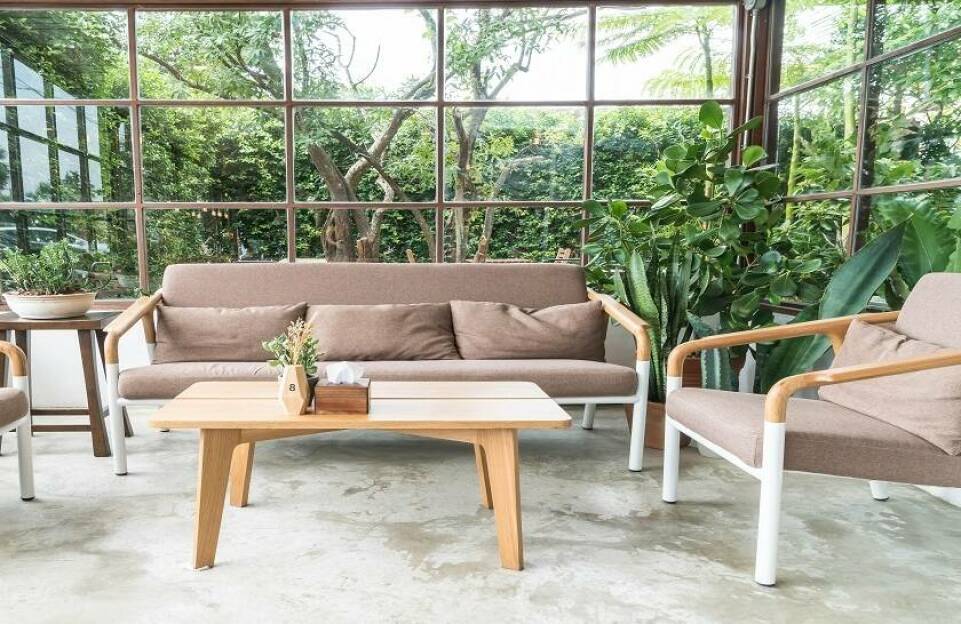 Zasklievanie terás – to je pohoda na terase v lete i v zime