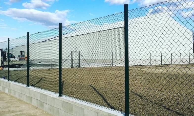 Firma na ploty: prečo sa obrátiť na FIOSS