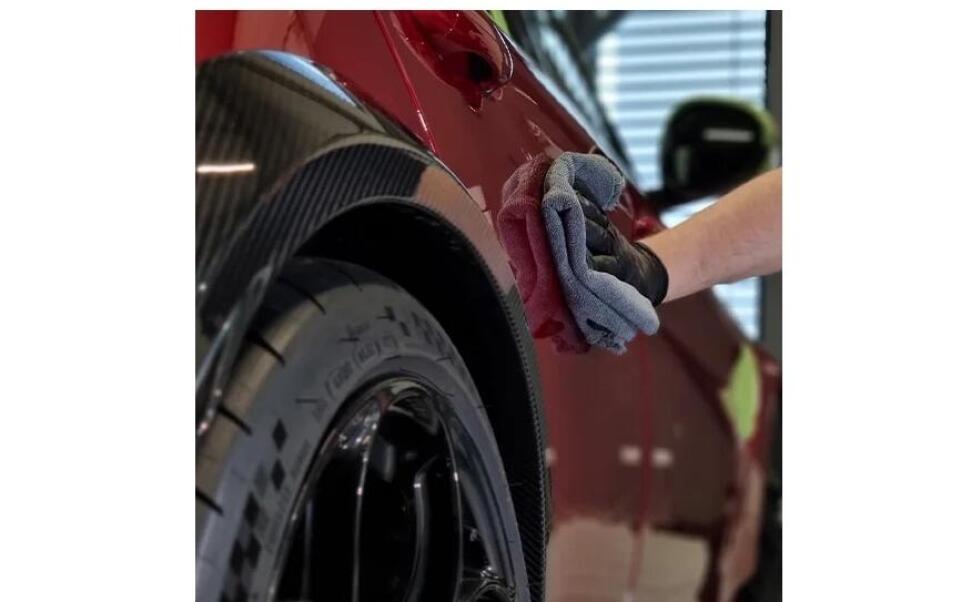 Autofólie ako praktické a moderné riešenie pre vaše auto