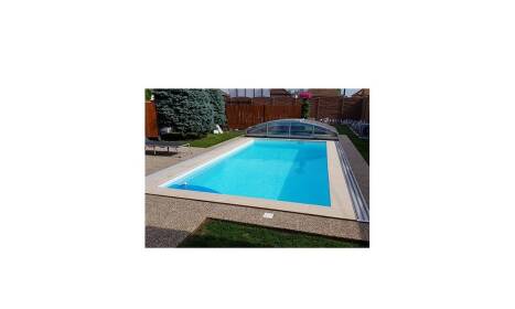 Cena za posuvné zastrešenie bazéna – koľko stojí investícia do komfortu a trvácnosti vášho bazéna 