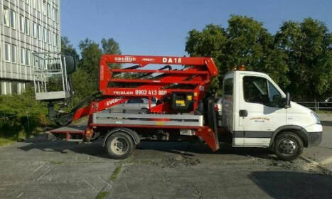 Výškové práce a bezpečnosť – ako predísť rizikám na stavbe