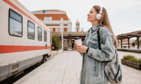 Cestovanie vlakom do susedných krajín – objavte Európu pohodlne a bez stresu