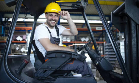 Vysokozdvižné vozíky a ich správny výber pre potreby vášho projektu